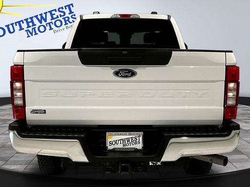 Used 2021 Ford F250 XLT AWD/4WD image 5