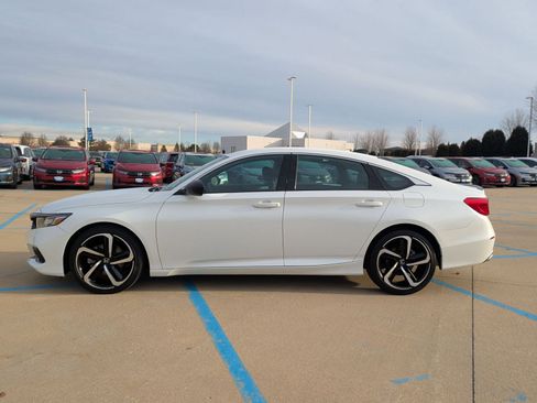 Certified 2022 Honda Accord Sport image 10