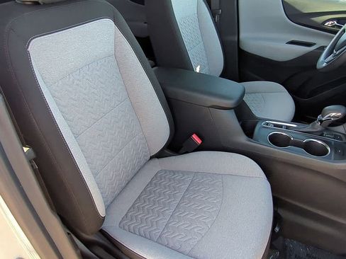 Used 2022 Chevrolet Equinox LT w/ LPO, Floor Liner Package image 20