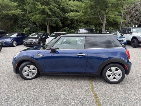Used 2017 MINI Cooper 2-Door Hardtop FWD image 10