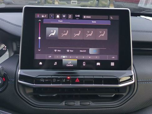 New 2026 Jeep Compass Latitude image 16