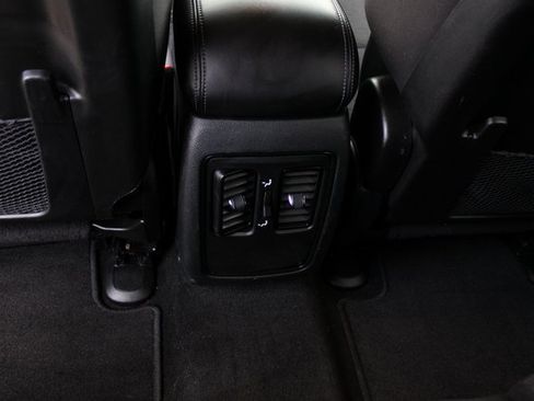 Used 2022 Dodge Durango SXT w/ Trailer Tow Group IV image 32