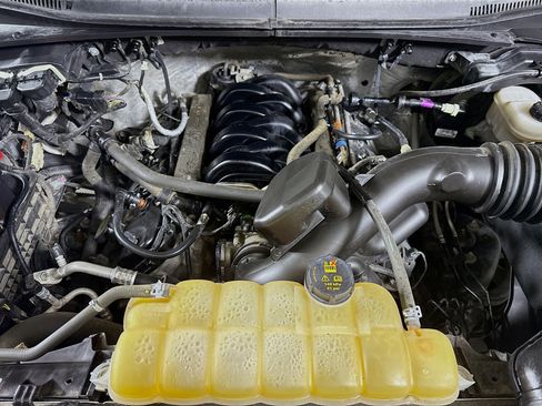 Used 2017 Ford F150 XLT w/ Equipment Group 302A Luxury image 38