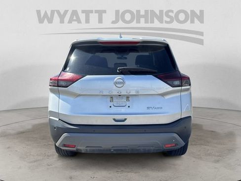 Used 2023 Nissan Rogue SV AWD/4WD image 4