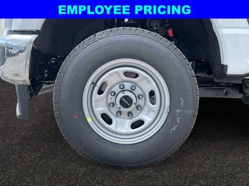 New 2026 Ford F250 XL AWD/4WD image 14