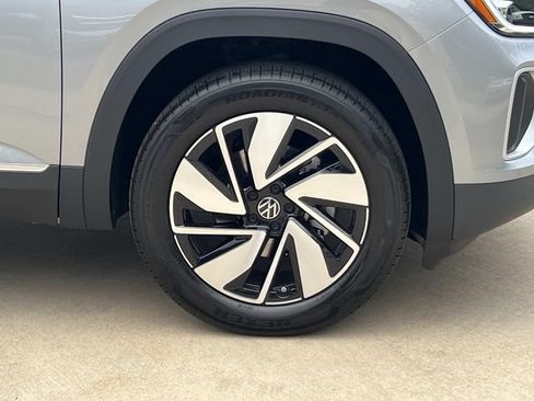 New 2026 Volkswagen Atlas SEL AWD/4WD image 3