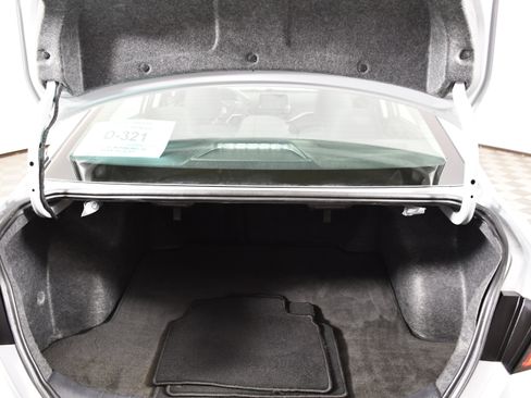 Used 2024 Nissan Altima 2.5 SV FWD image 47