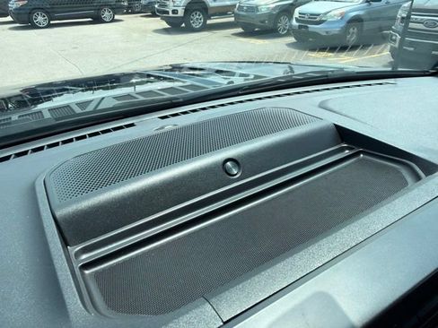 Used 2024 Ford F150 Lariat AWD/4WD image 42