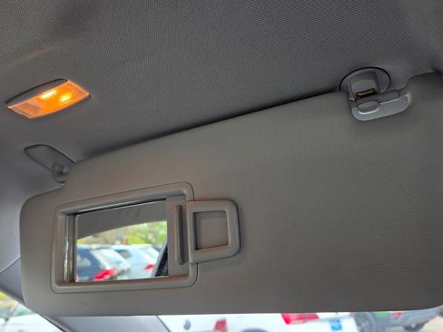 Used 2024 Volkswagen Taos S image 40