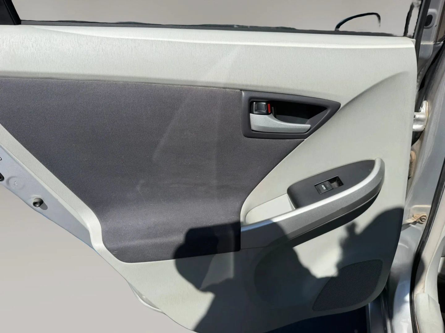 Used 2010 Toyota Prius Two FWD image 12