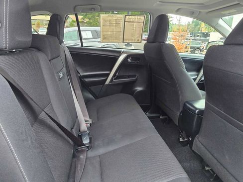 Used 2018 Toyota RAV4 XLE image 13