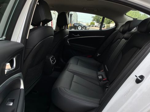 Used 2026 Genesis G70 2.5T RWD image 11