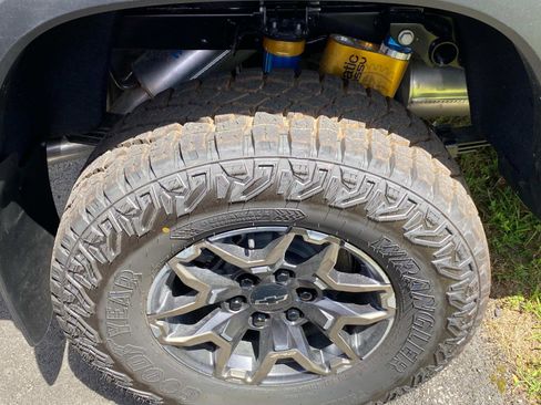 New 2025 Chevrolet Colorado ZR2 AWD/4WD image 4