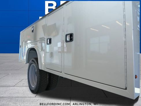 New 2025 Ford F550 4x4 Regular Cab Super Duty image 20