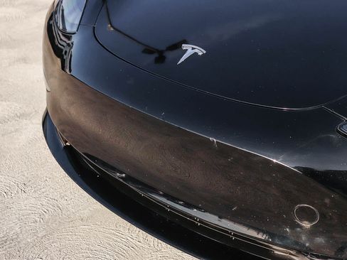 Used 2023 Tesla Model 3 Long Range AWD/4WD image 8