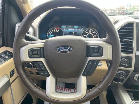 Used 2019 Ford F150 Lariat w/ Equipment Group 502A Luxury image 16
