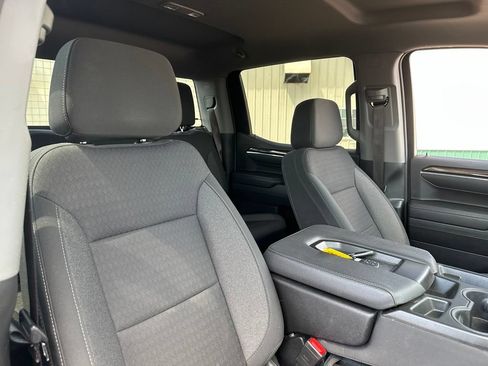 Used 2023 Chevrolet Silverado 1500 LT AWD/4WD image 29