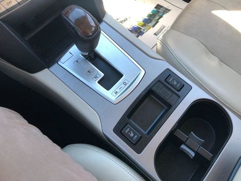 Used 2014 Subaru Legacy 2.5i Limited image 20