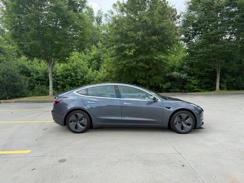 Used 2020 Tesla Model 3 Long Range AWD/4WD image 10