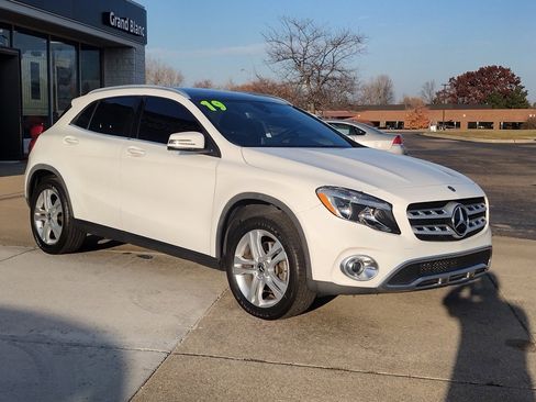 Used 2019 Mercedes-Benz GLA 250 GLA 250 image 15
