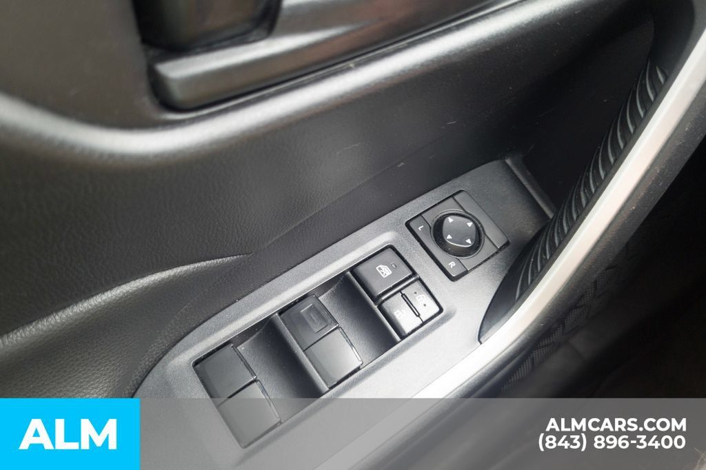Used 2023 Toyota RAV4 LE FWD image 32