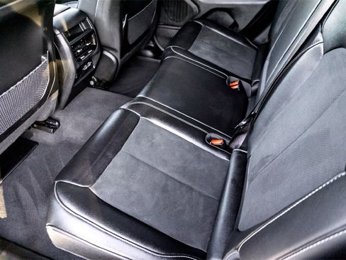 Used 2024 Jeep Grand Cherokee Altitude image 27