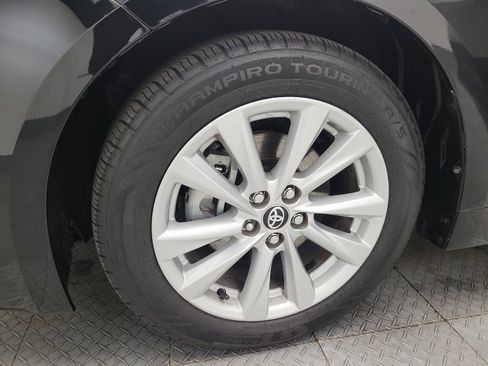 Used 2023 Toyota Corolla SE image 31