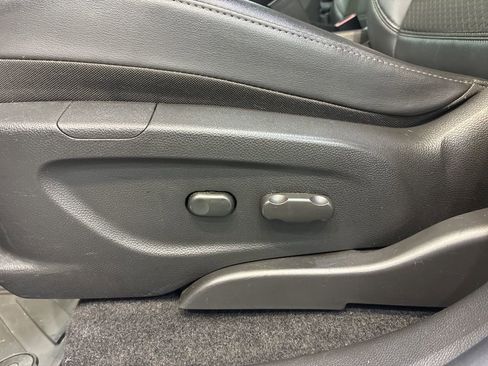 Used 2020 Buick Encore Preferred image 17