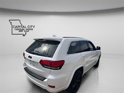 Used 2015 Jeep Grand Cherokee Altitude image 8