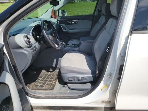 Used 2019 Chevrolet Blazer LT image 11