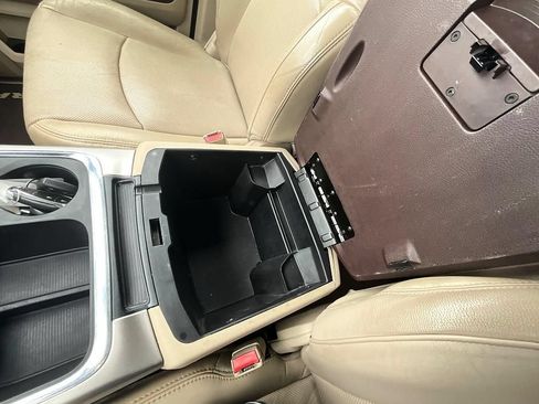 Used 2017 RAM 1500 Laramie w/ Convenience Group AWD/4WD image 28