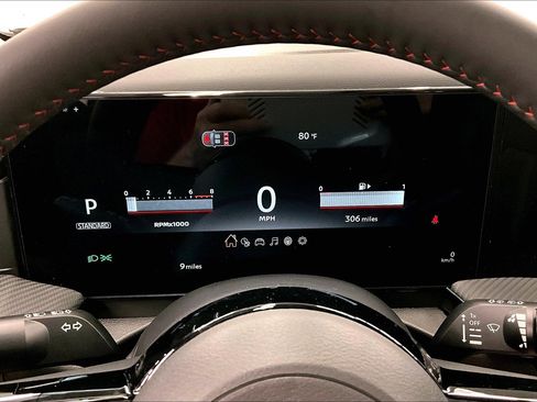 New 2026 Nissan Kicks SR w/ SR Premium Package AWD/4WD image 24