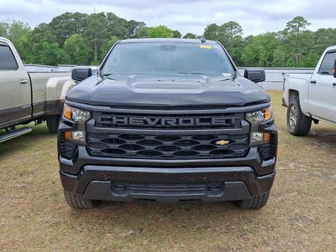 Used 2025 Chevrolet Silverado 1500 Custom AWD/4WD image 2