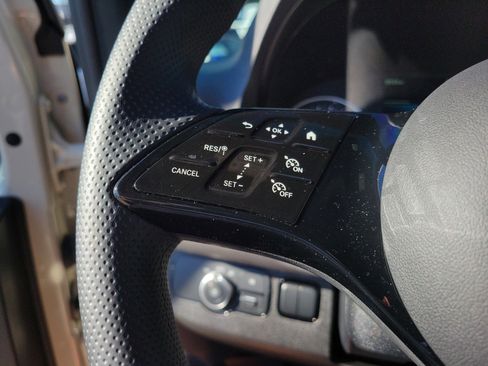 Used 2025 Mercedes-Benz Sprinter 3500 image 24