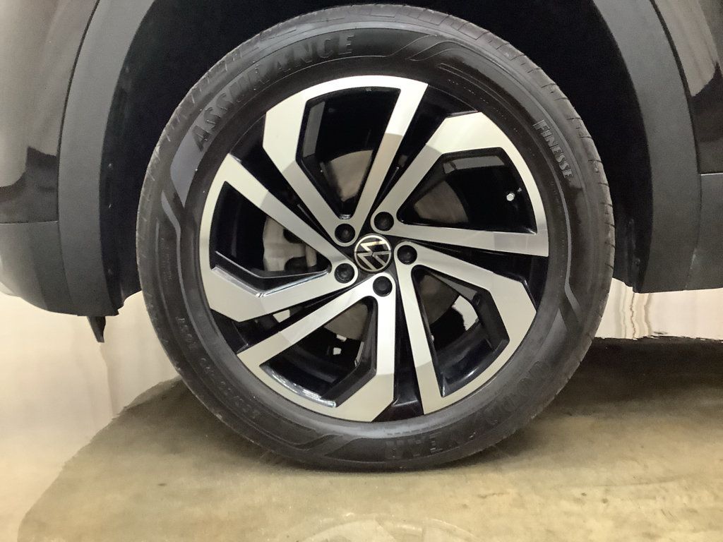 Used 2022 Volkswagen Atlas SEL AWD/4WD image 25