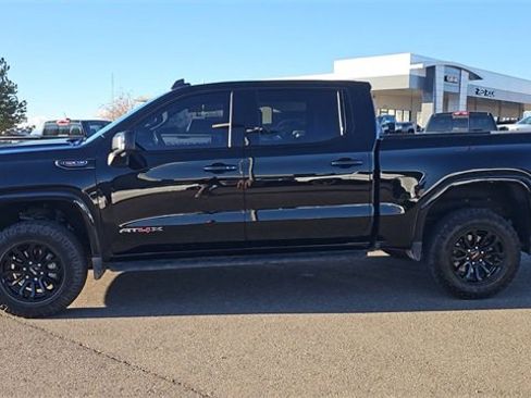 Used 2022 GMC Sierra 1500 AT4X image 5