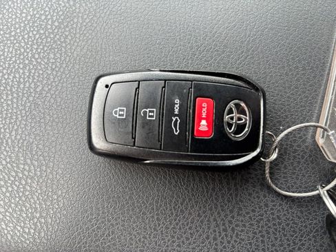 Used 2025 Toyota Camry LE FWD image 21