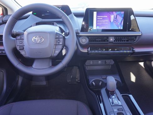 New 2026 Toyota Prius Plug-In Hybrid image 8