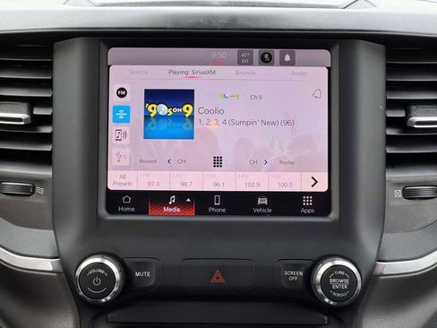 Used 2024 RAM 2500 Big Horn w/ Bed Utility Group image 3