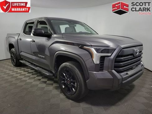 Used 2023 Toyota Tundra SR5 w/ SR5 Convenience Package image 1