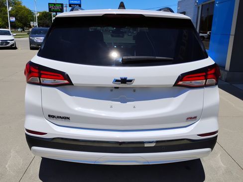 Used 2022 Chevrolet Equinox RS FWD image 6
