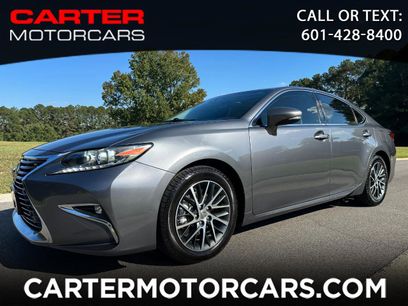 Used 2017 Lexus ES 350 Premium w/ Luxury Package