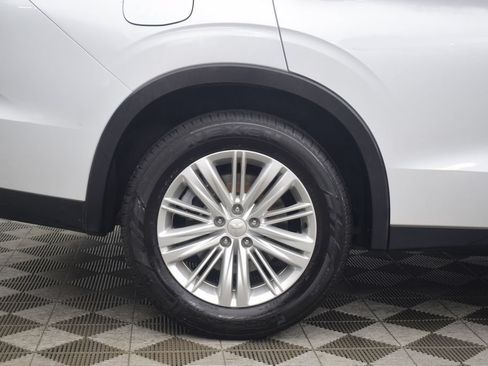 Used 2024 Mitsubishi Outlander ES FWD image 28