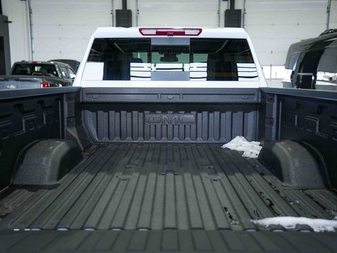 Used 2026 GMC Sierra 2500 AT4 image 13