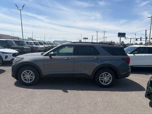 New 2026 Ford Explorer Active image 3