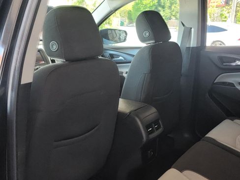 Used 2020 Chevrolet Equinox LS w/ LS Convenience Package image 11