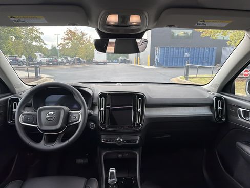 Used 2026 Volvo XC40 B5 Ultra w/ Protection Package Premier AWD/4WD image 43