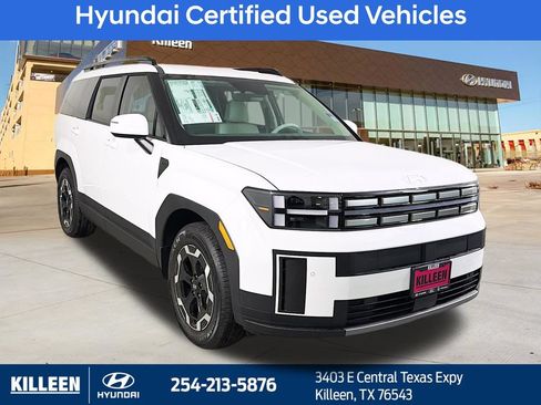 Used 2026 Hyundai Santa Fe SEL FWD image 1