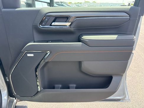 New 2026 GMC Sierra 2500 AT4 w/ AT4 Premium Plus Package AWD/4WD image 38