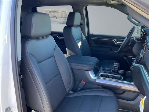 New 2026 Chevrolet Silverado 1500 LTZ w/ LTZ Premium Package AWD/4WD image 11